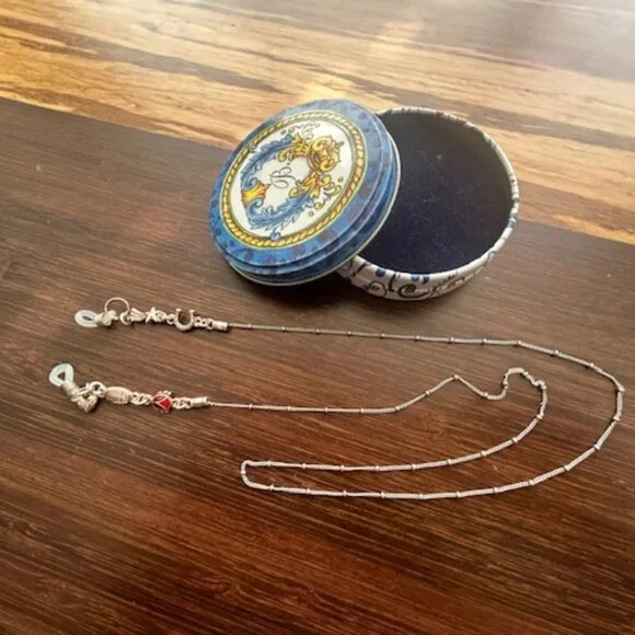 Brighton Lucky Charm  Sunglasses Chain Holder Silver Enemel - Picture 4 of 7